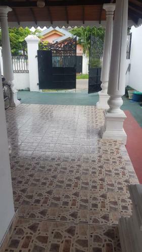 3 Bed 3 Bath Entire Luxury House In Negombo