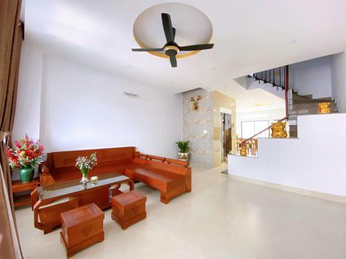Gold Pig Homestay & Apartment