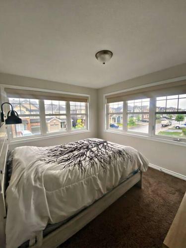 Cheerful 3-bedroom Vacation Home Luxury