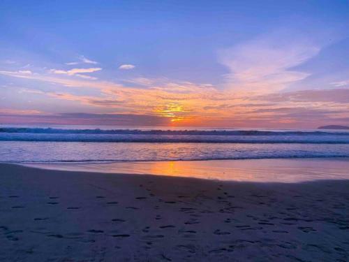 Apartamento Beautiful Beach Front Condo Near Downtown