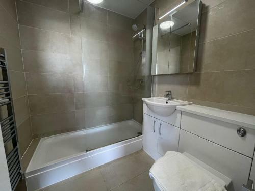 Apartamento New 2 Bed Flat/2 Bath Seafront Sleep 4
