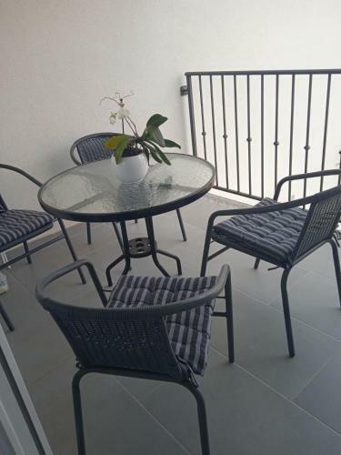 Apartments Jela