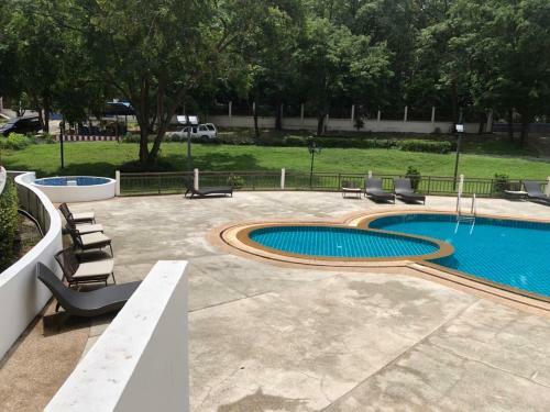 Laem Taen Bangsaen Hotel & Resort