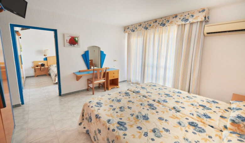 Hotel Checkin Blanes