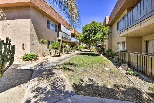 Apartamento Lovely Palm Springs Condo With Pool Access!