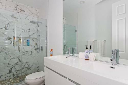 Palm Springs Lux Villa W Priv Pool & Spa Id# 5013