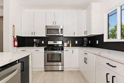 Palm Springs Lux Villa W Priv Pool & Spa Id# 5013