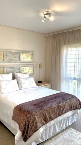 Luxury 3 Bedrooms Apartments With Vaal River View