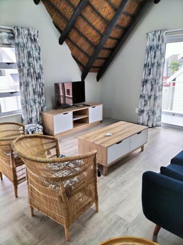 Modern 2 Bedroom Apartment In St Francis Bay
