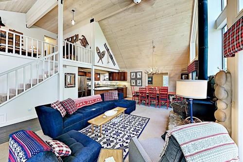 Falcon Point Pines