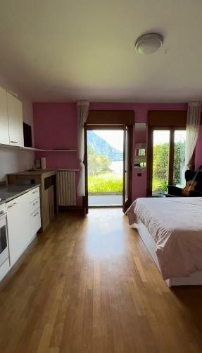 Apartamento Monolocale Con Giardino A Campione D?italia
