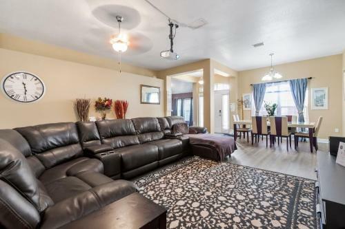 Florida Getaway: 4/3hm ?15ft Swimspa?near Beaches