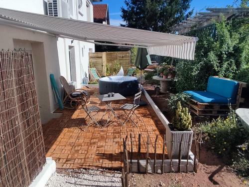 Superbe Appartement Avec Jacuzzi Avec Jardin Priv�