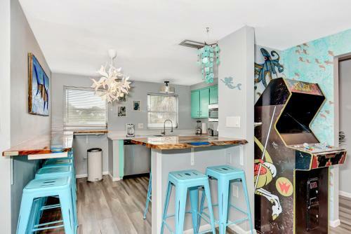 Mermaid House With Pool Jacuzzi Steps To Siesta Key Beach