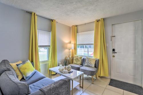 Central Sarasota Home 8 Mi To Siesta Key!