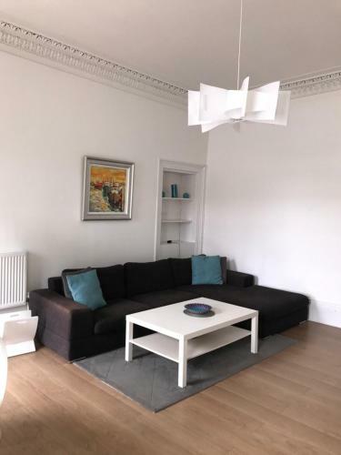 Apex Buccleuch Street Apartment