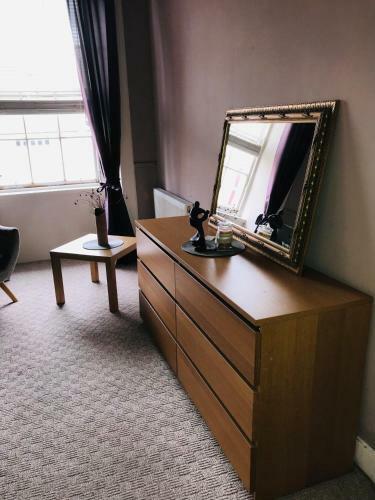 Apex Buccleuch Street Apartment