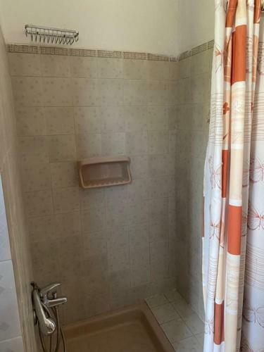 Navy Apartment With Mountain View &private Parking