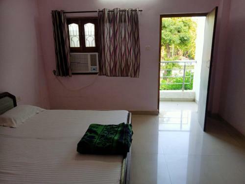 Hotel Ashirwad Guest House By Wb Inn