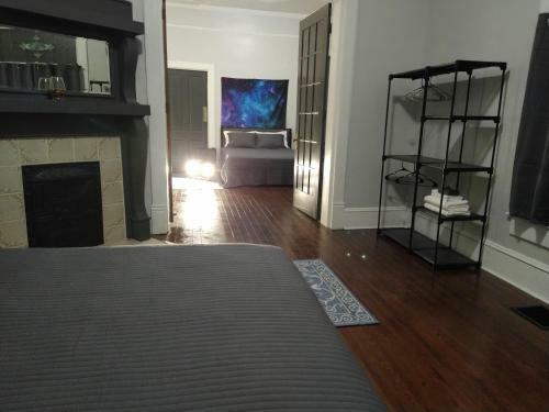 Southern Luxury 8 Bedroom House!!!!i