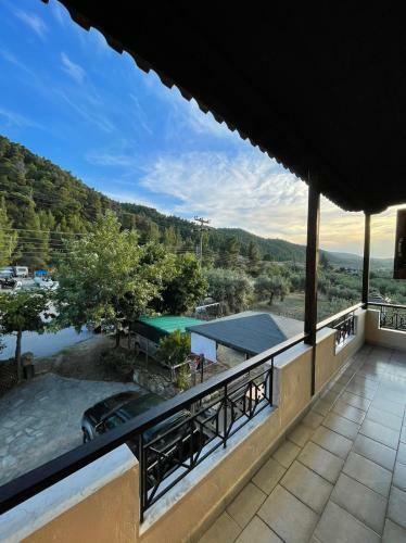 Balconaki Apartments In Vourvourou