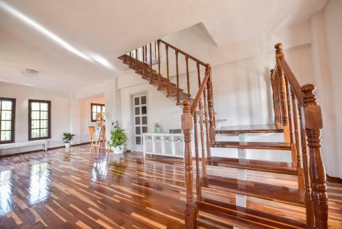 Beachfront Gialova Vacation Home - Brand New