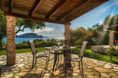 Anatoli Apartments
