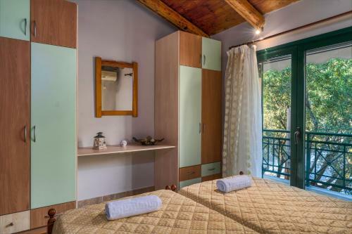 Anatoli Apartments