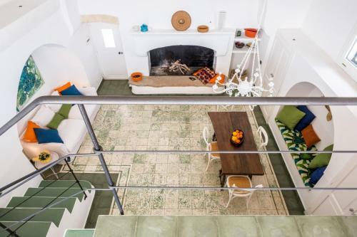 H241 Independent With Terrace Overlooking The Sea