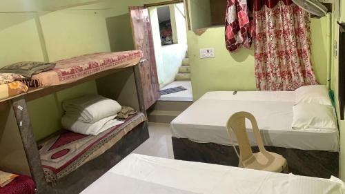 Hostal Psr Royal Guest House