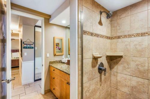 Papakea L-206 By Maui Life Realty