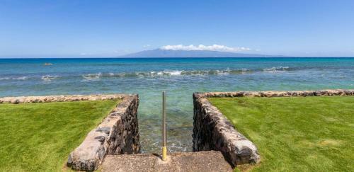Papakea L-206 By Maui Life Realty