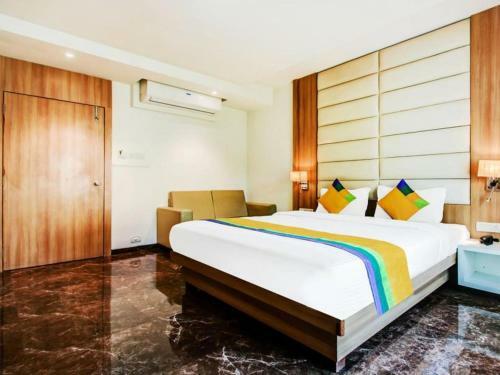 Hostal Hotel Royal Oak Navi Mumbai