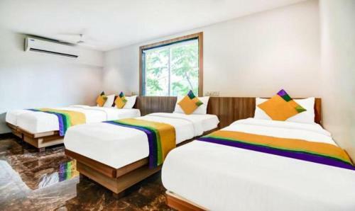 Hostal Hotel Royal Oak Navi Mumbai
