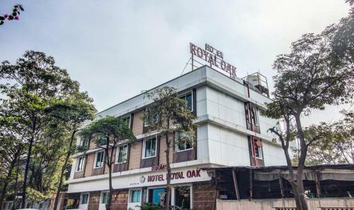 Hostal Hotel Royal Oak Navi Mumbai