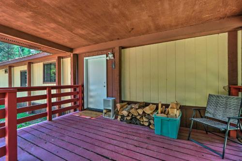 Cute Donnelly Cabin In The Woods With Fire Pit!