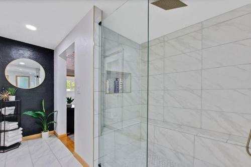 Professionally Designed Central Boise 4 Bedroom Custom Home