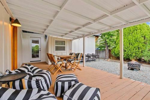 Professionally Designed Central Boise 4 Bedroom Custom Home