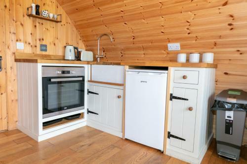 Luxury Glamping Cabins In Stunning Countryside