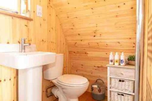 Luxury Glamping Cabins In Stunning Countryside
