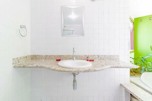Gb68 - �tima Casa 4 Quartos Com Piscina E Churrasqueira