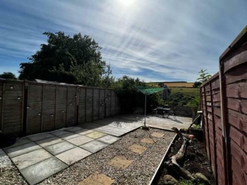 Stunning 2 Bedroom House With Garden