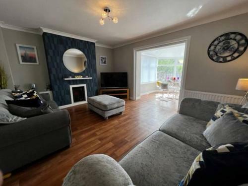 Stunning 2 Bedroom House With Garden