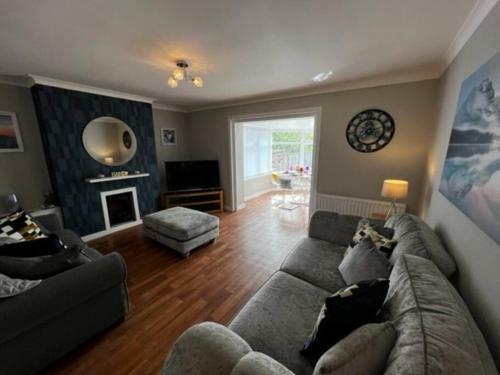 Stunning 2 Bedroom House With Garden