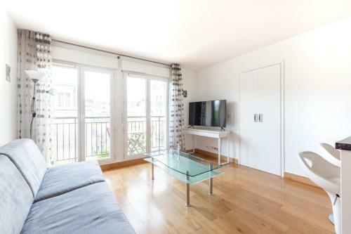 Apartamento Plaza Fontaine Rouge 03