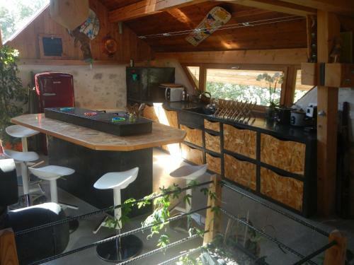 Maison Authentique En Pierres Et Bois � Chorges