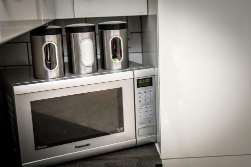 Host Apartments Homely 3 Bedrooms-sleeps 8 Parking