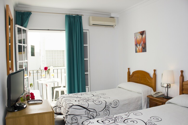 Hotel Oasis