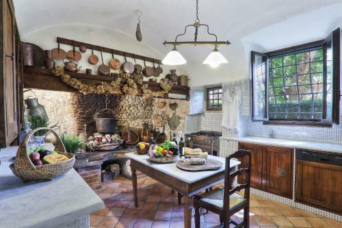 Bed & Breakfast Charming Villa Marcialla