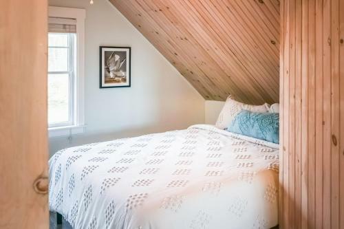 Historic Harrington House Apartment
